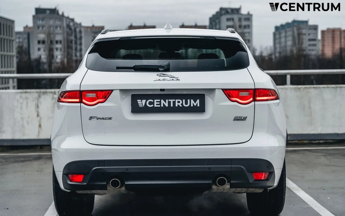 Jaguar F-Pace cena 134900 przebieg: 89809, rok produkcji 2018 z Gościno małe 106